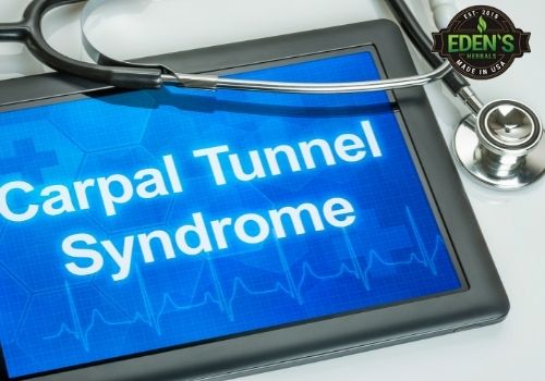 the word carpal tunnel with a doctor stethoscope